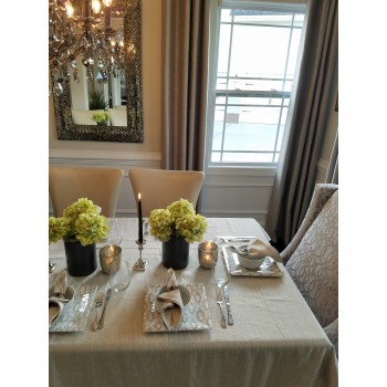NATURAL GRAY LINEN TABLECLOTH AND 6 NAPKINS