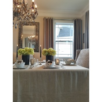 NATURAL GRAY LINEN TABLECLOTH AND 6 NAPKINS NATURAL GRAY LINEN TABLECLOTH AND 6 NAPKINS
